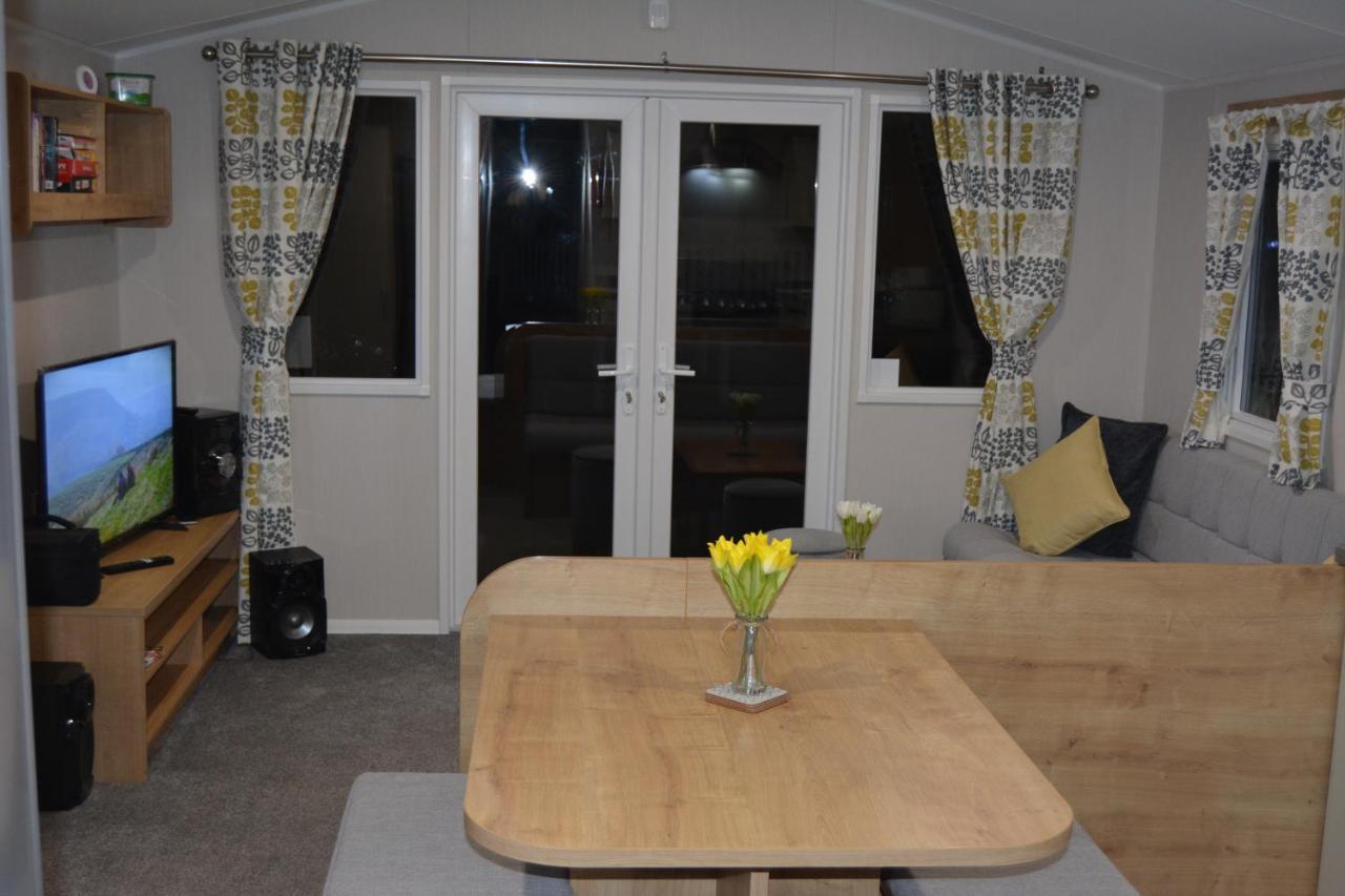 Holiday Home At Cherry Tree Holiday Park 738 Great Yarmouth Buitenkant foto